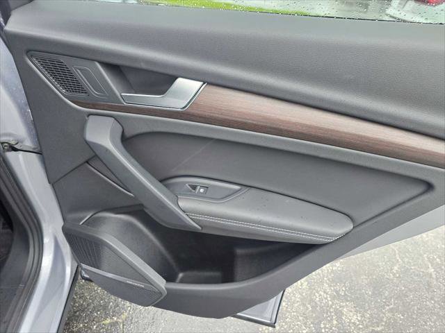 Used 2023 Audi Q5 2.0T Premium Plus w/ Premium Plus Package image 13