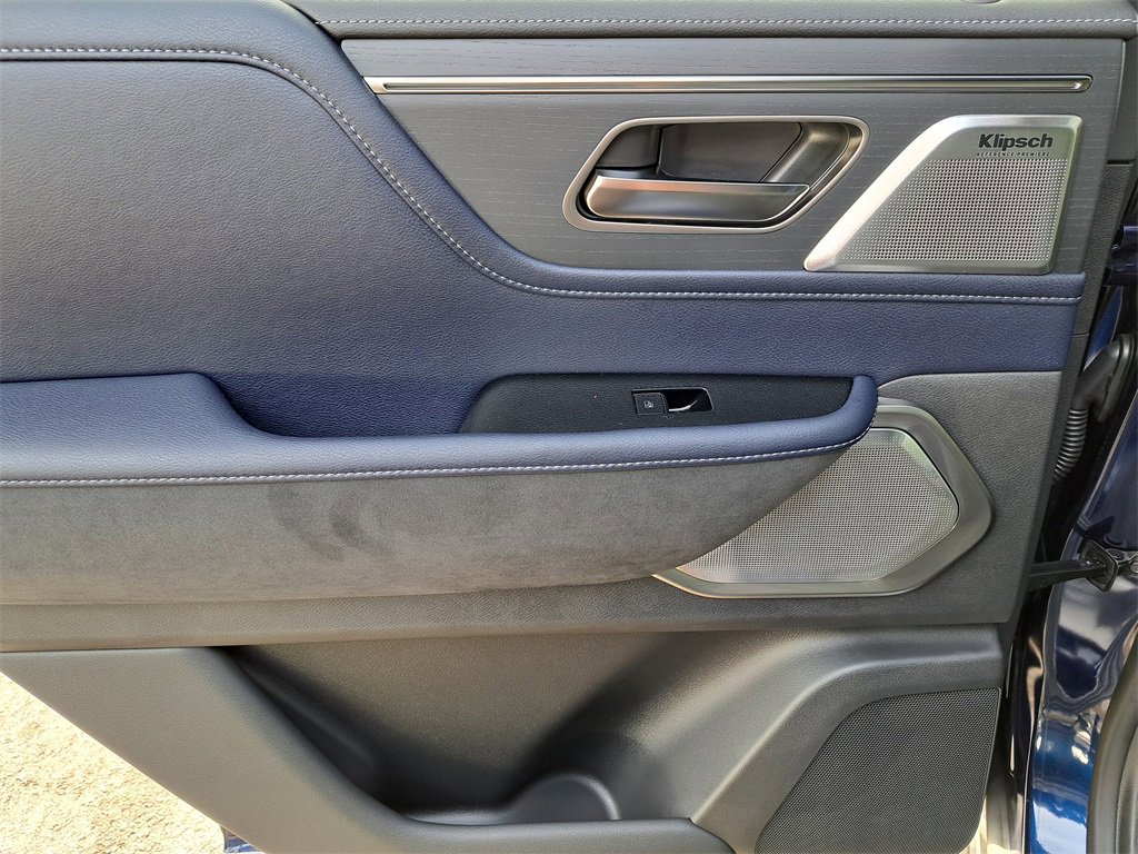 New 2026 INFINITI QX80 SPORT w/ Sport Exterior Package image 10