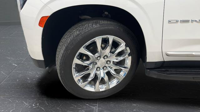 Used 2024 GMC Yukon XL Denali AWD/4WD image 39