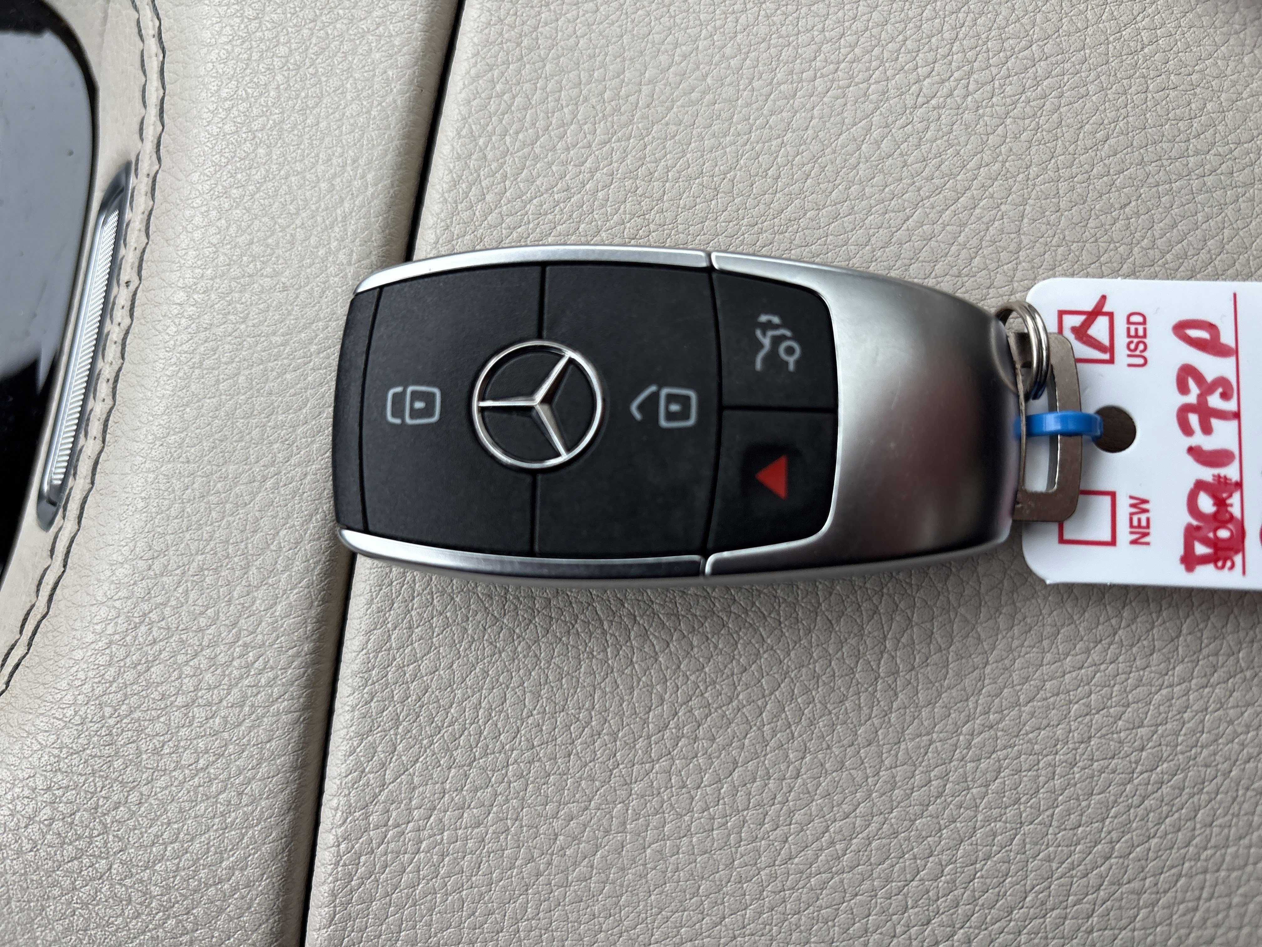 Used 2020 Mercedes-Benz GLE 350 4MATIC image 16