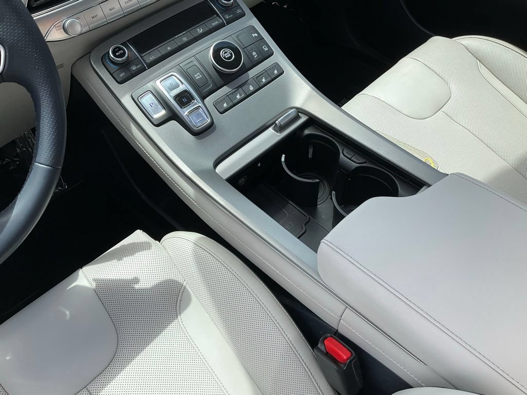 Used 2022 Hyundai Palisade Calligraphy w/ Winter Package FWD image 54