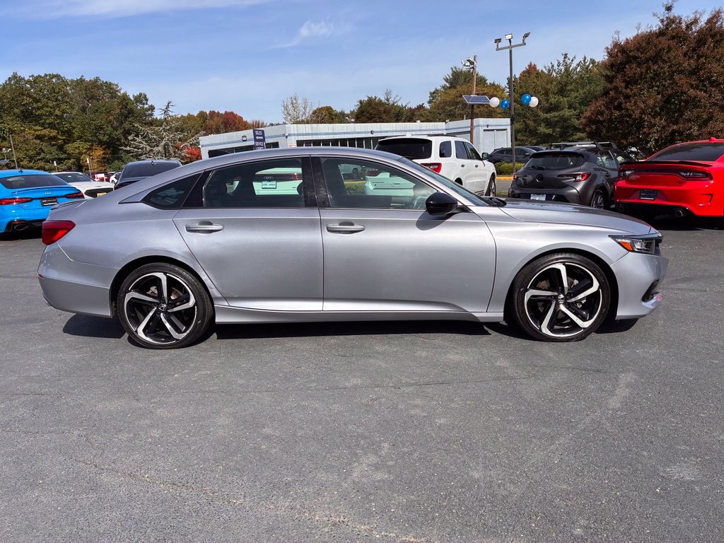 Used 2022 Honda Accord Sport image 8