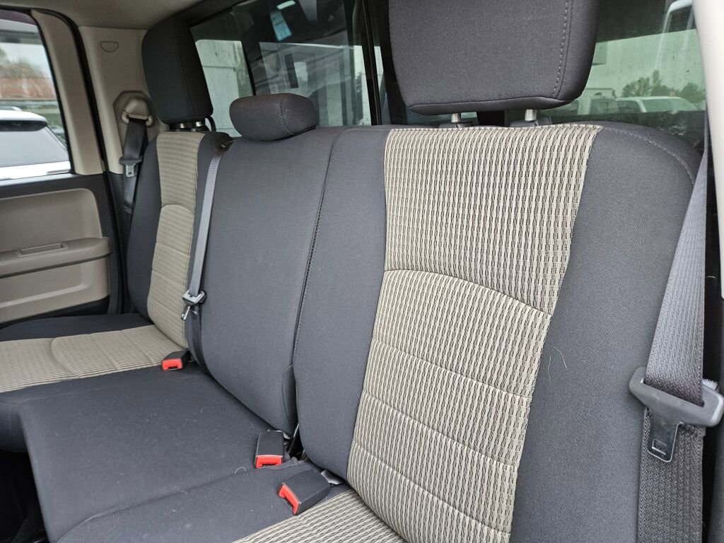 Used 2011 RAM 1500 Classic SLT w/ SLT Plus D←cor Group AWD/4WD image 13