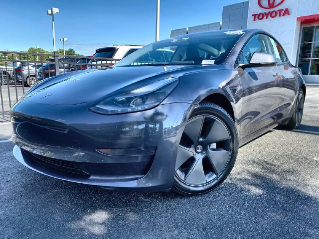 Used 2023 Tesla Model 3 Standard Range RWD image 4