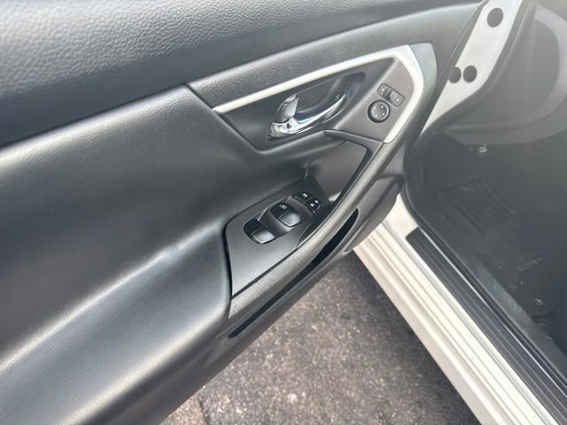 Used 2017 Nissan Altima 2.5 S w/ Power Driver Seat Package image 12