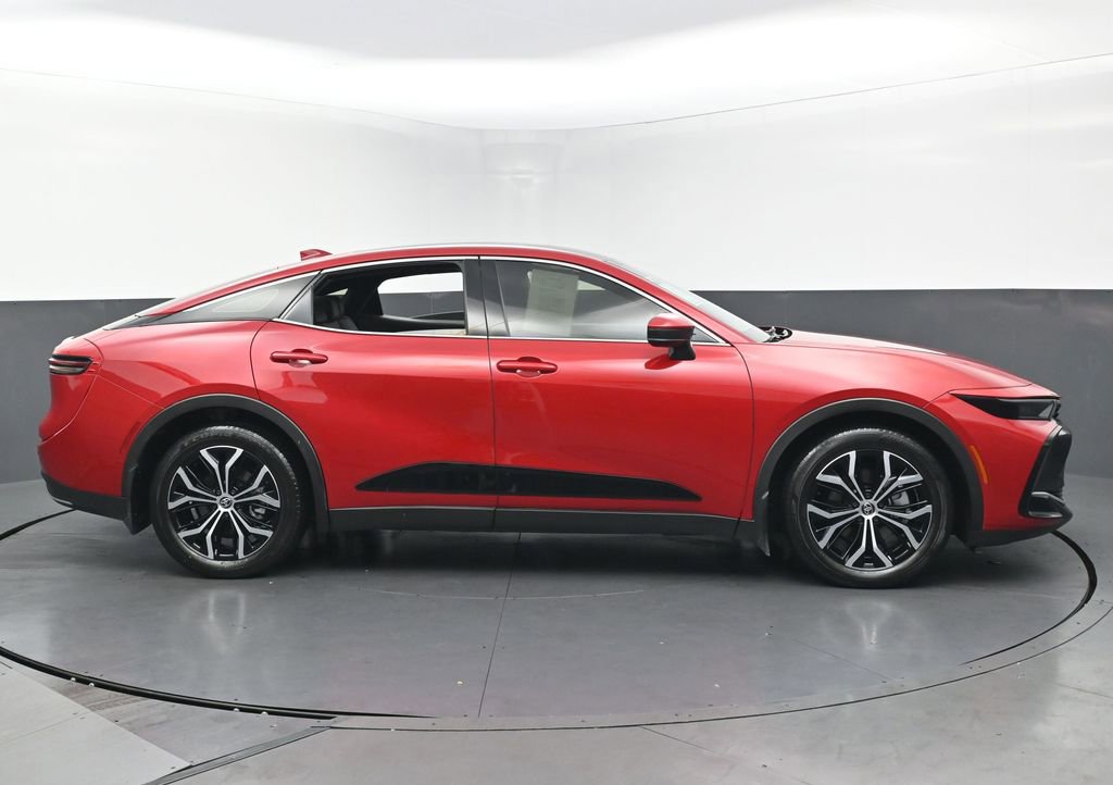 Used 2024 Toyota Crown Limited image 6