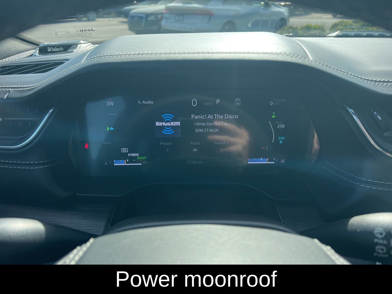 Used 2022 Jeep Grand Cherokee Overland w/ MOPAR Finishing Package image 13