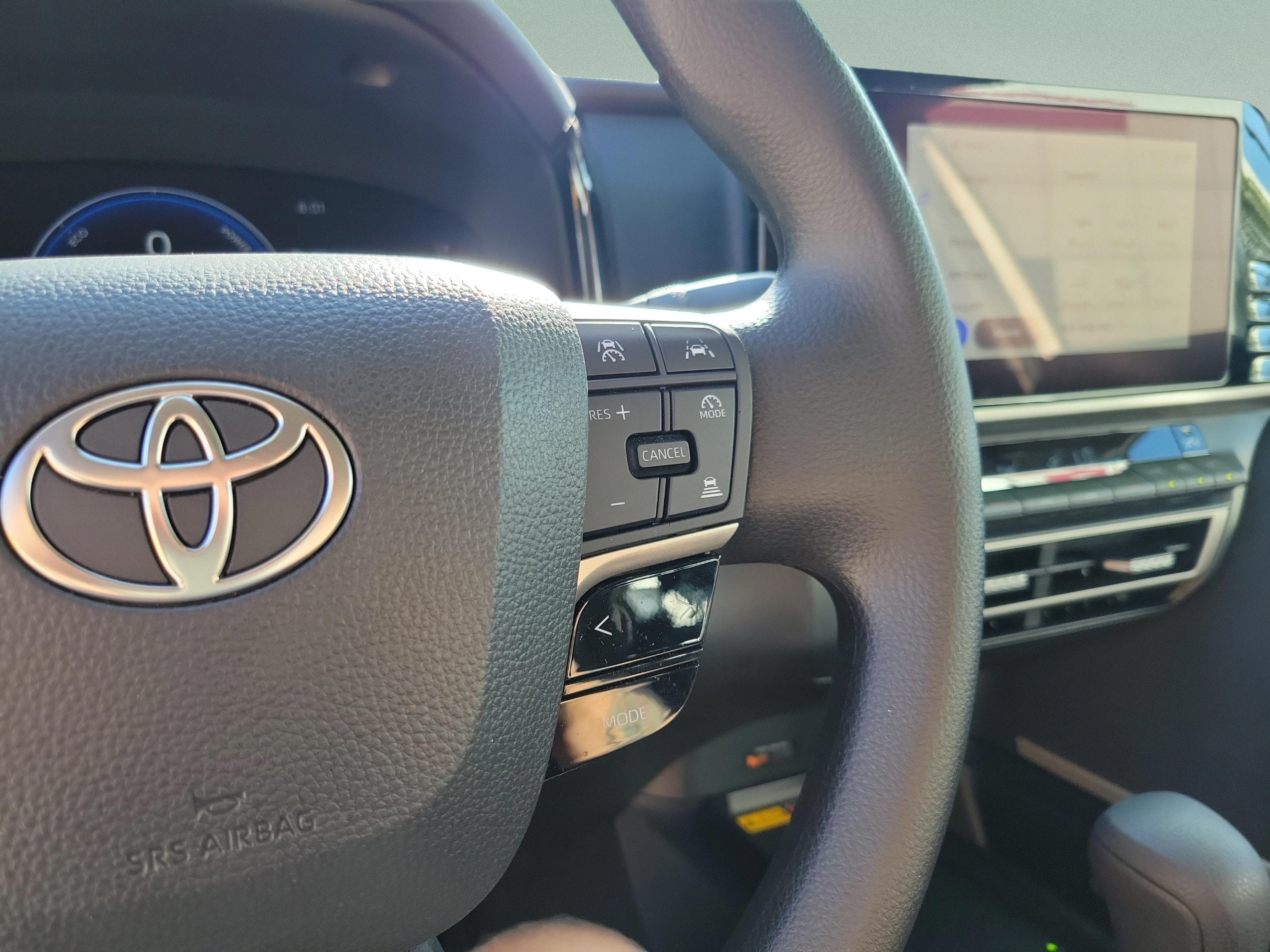 Used 2026 Toyota Camry LE w/ Convenience Package FWD image 14