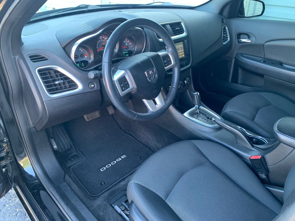 Used 2013 Dodge Avenger SXT w/ Rallye Appearance Group FWD image 16