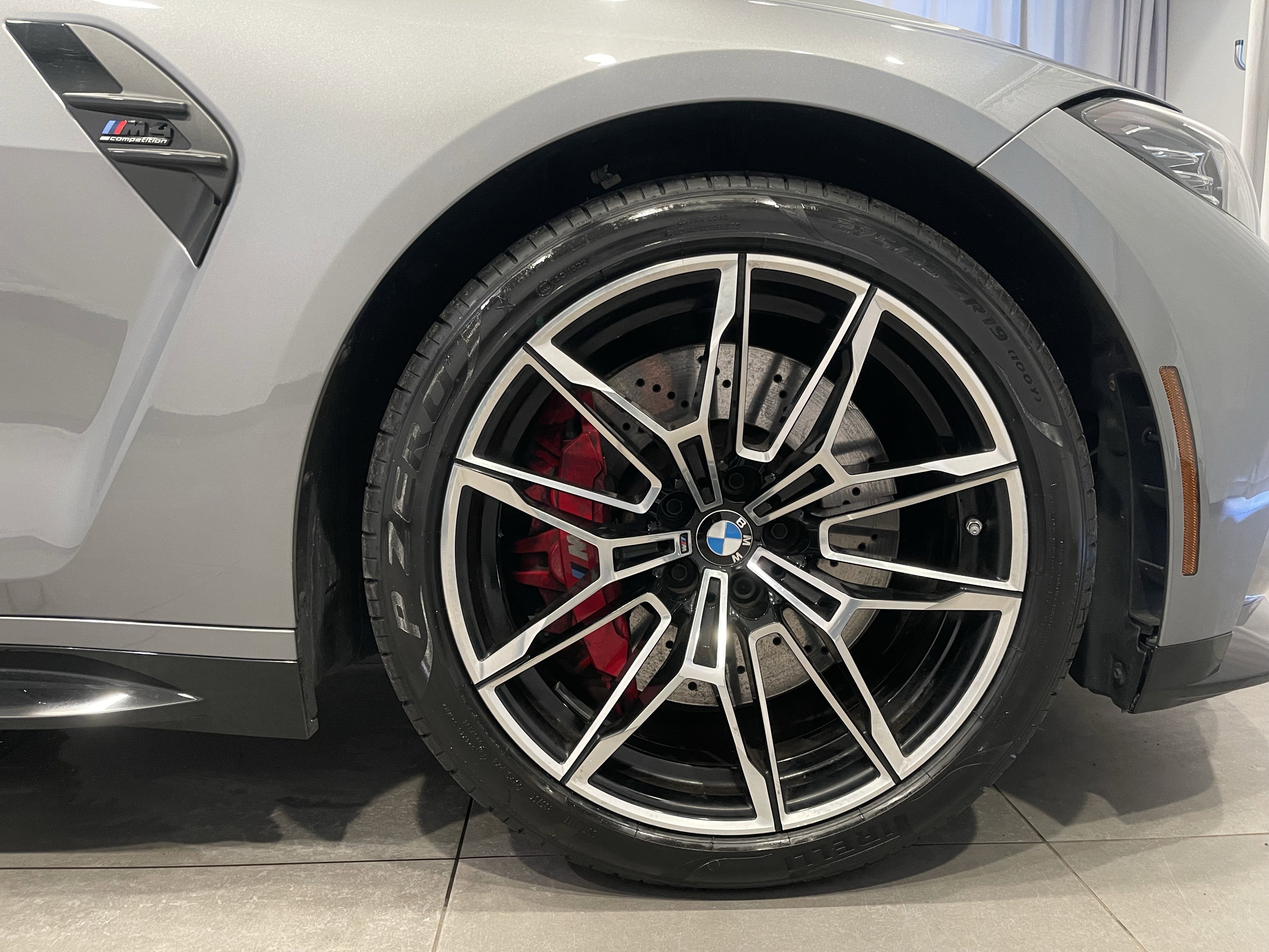 Used 2024 BMW M4 Competition w/ Executive Package image 10