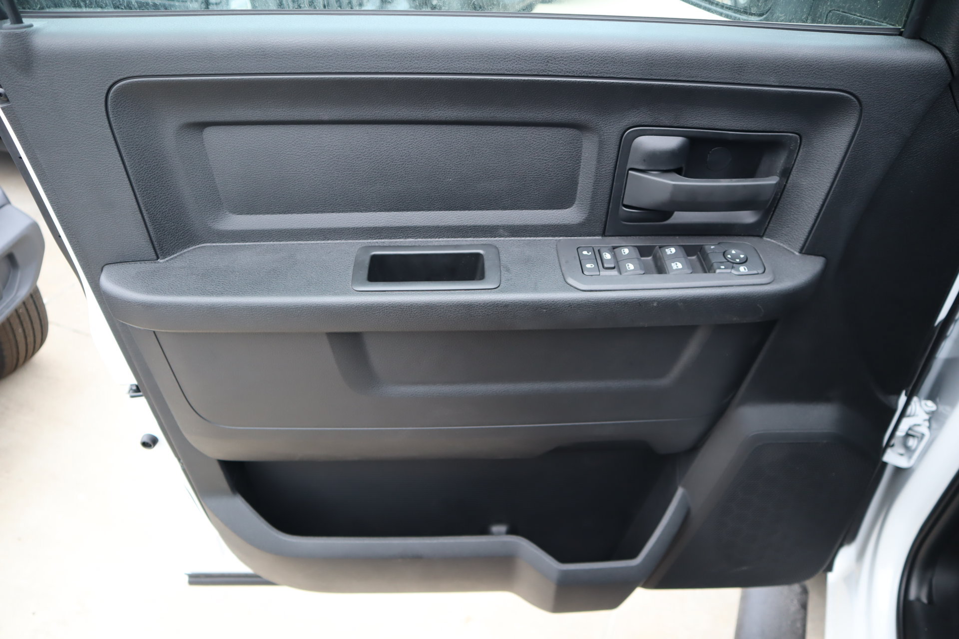 New 2027 RAM 3500 Tradesman AWD/4WD image 16
