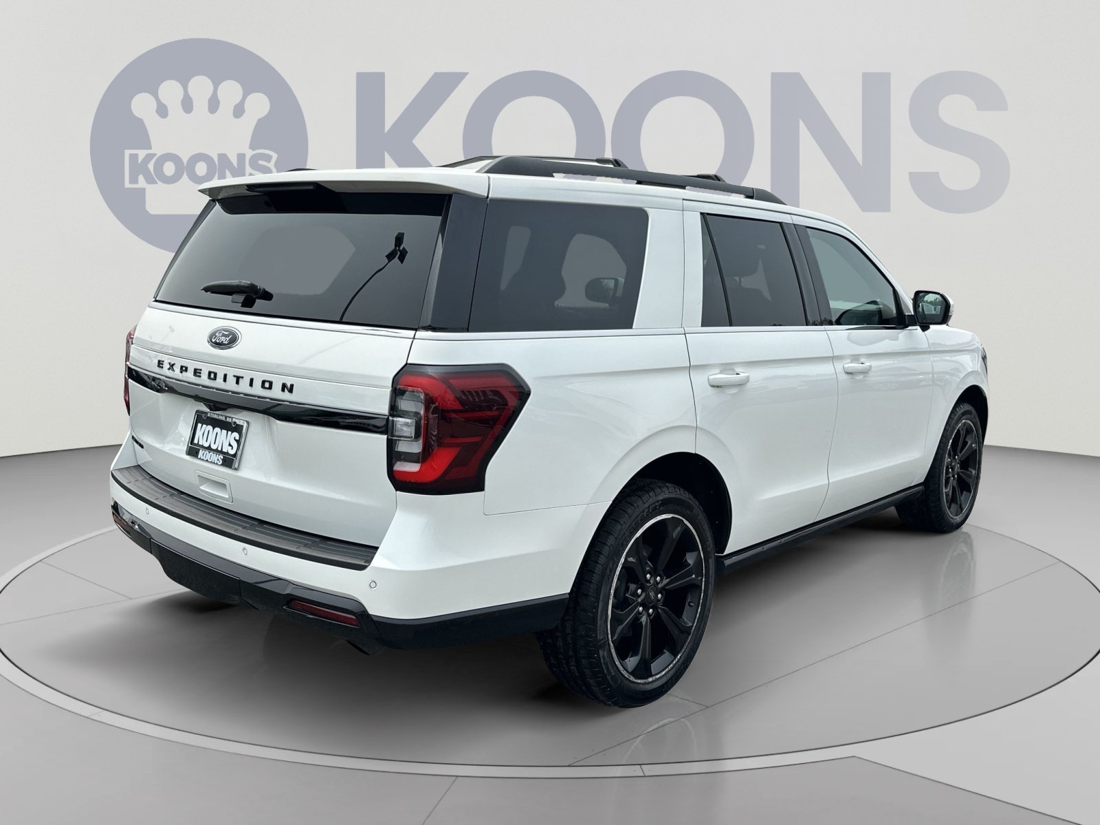 Used 2023 Ford Expedition Limited AWD/4WD image 16