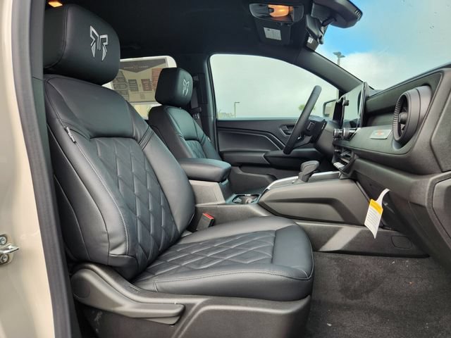 New 2026 Chevrolet Colorado Trail Boss AWD/4WD image 14