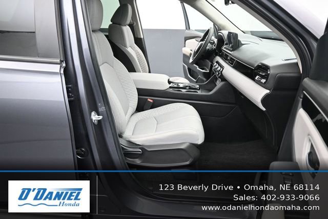 Used 2023 Honda Pilot LX image 42