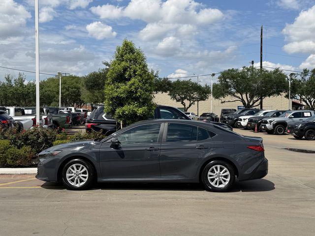 Certified 2025 Toyota Camry LE FWD image 4