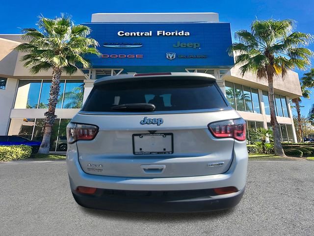 Used 2024 Jeep Compass Latitude image 6