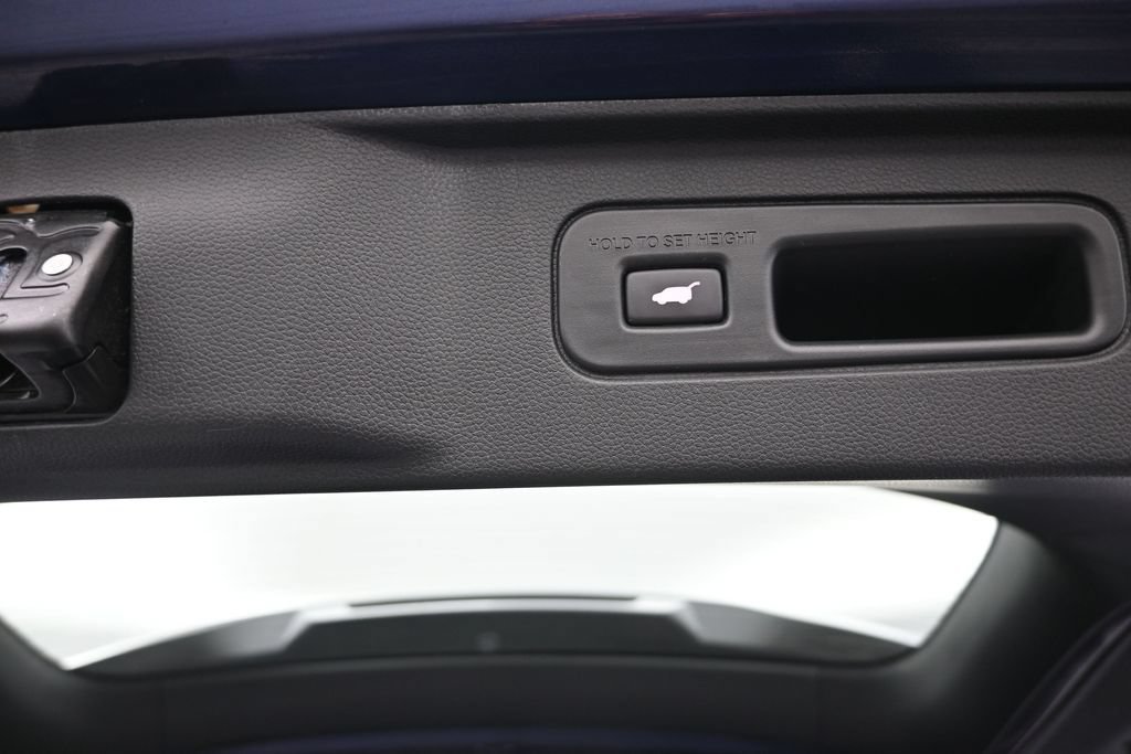 Certified 2024 Honda Pilot Touring image 18