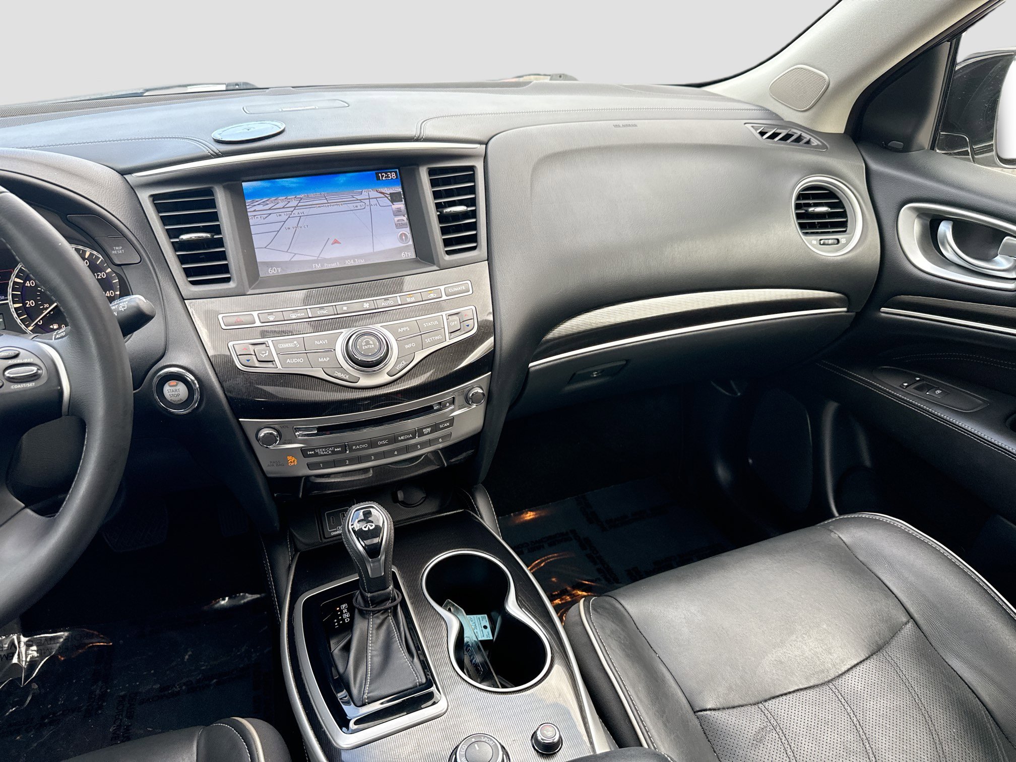 Used 2019 INFINITI QX60 Luxe w/ Essential Package image 22