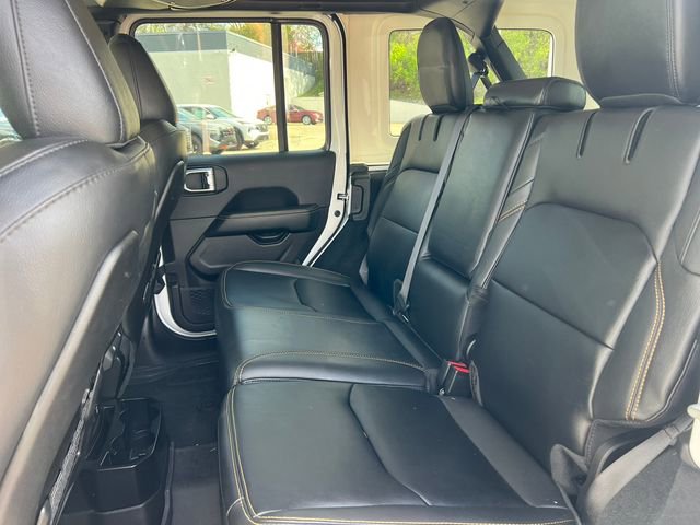 Used 2024 Jeep Wrangler Unlimited Sahara AWD/4WD image 6