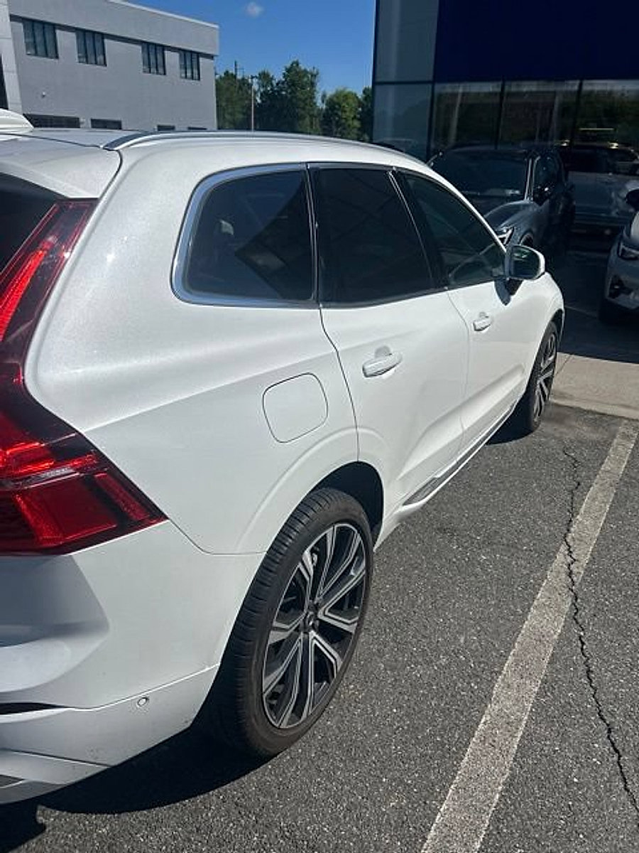 Used 2023 Volvo XC60 B5 Ultimate w/ Climate Package AWD/4WD image 13