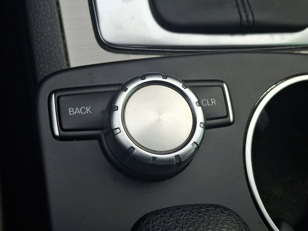 Used 2014 Mercedes-Benz C 300 4MATIC Sedan image 23