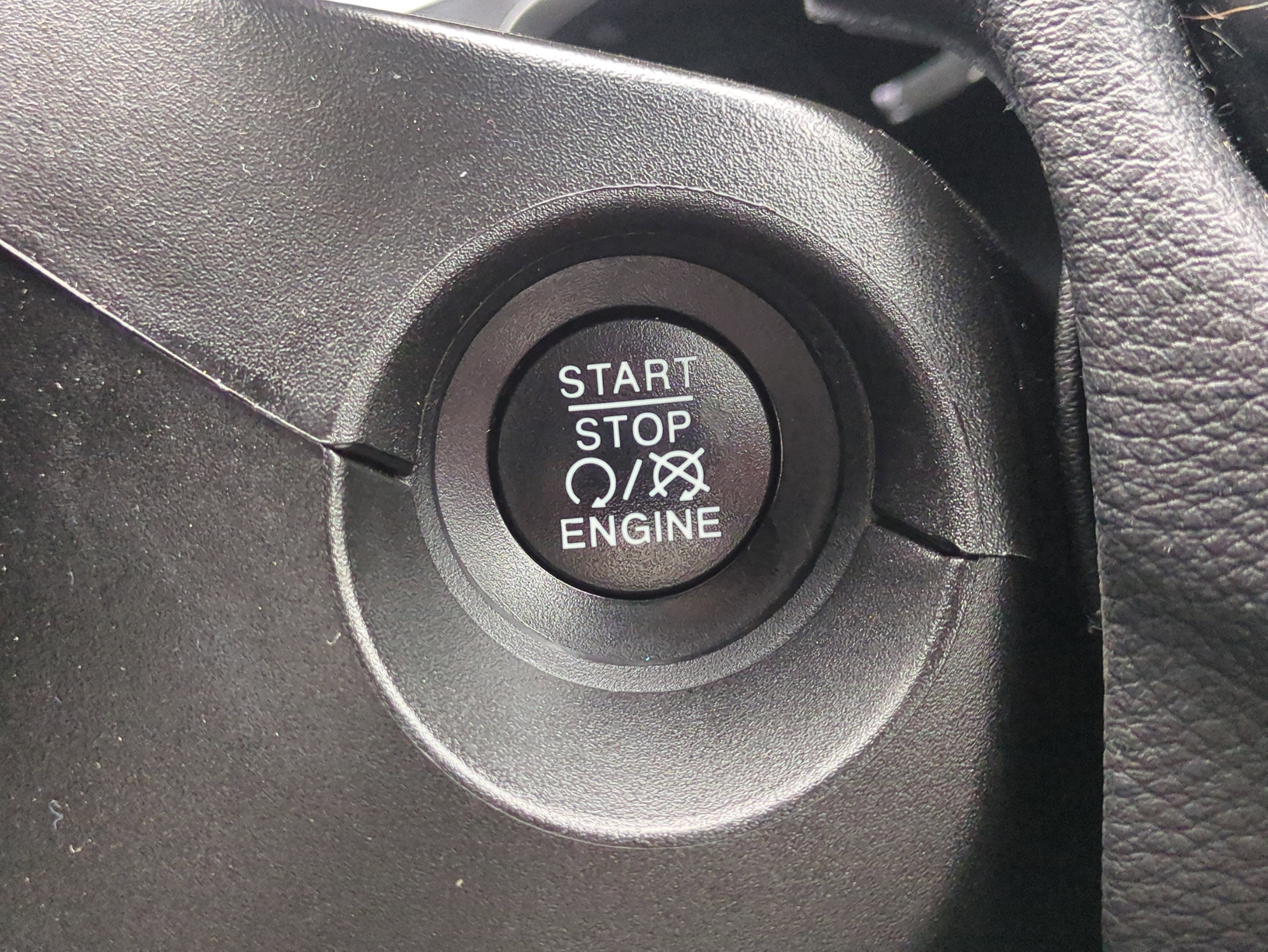 Certified 2018 Jeep Compass Limited w/ Navigation Group image 31