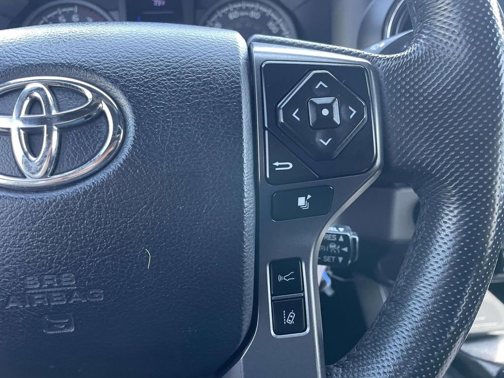 Used 2019 Toyota Tacoma TRD Off-Road w/ Technology Package image 32