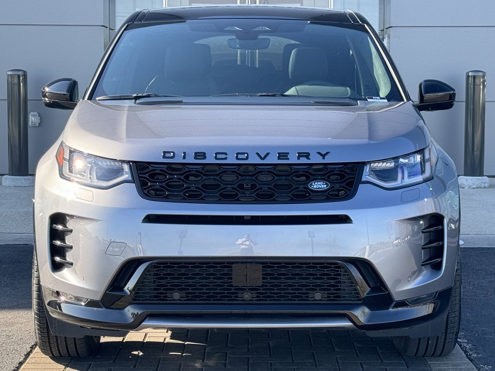 Used 2024 Land Rover Discovery Sport Dynamic SE AWD/4WD image 8