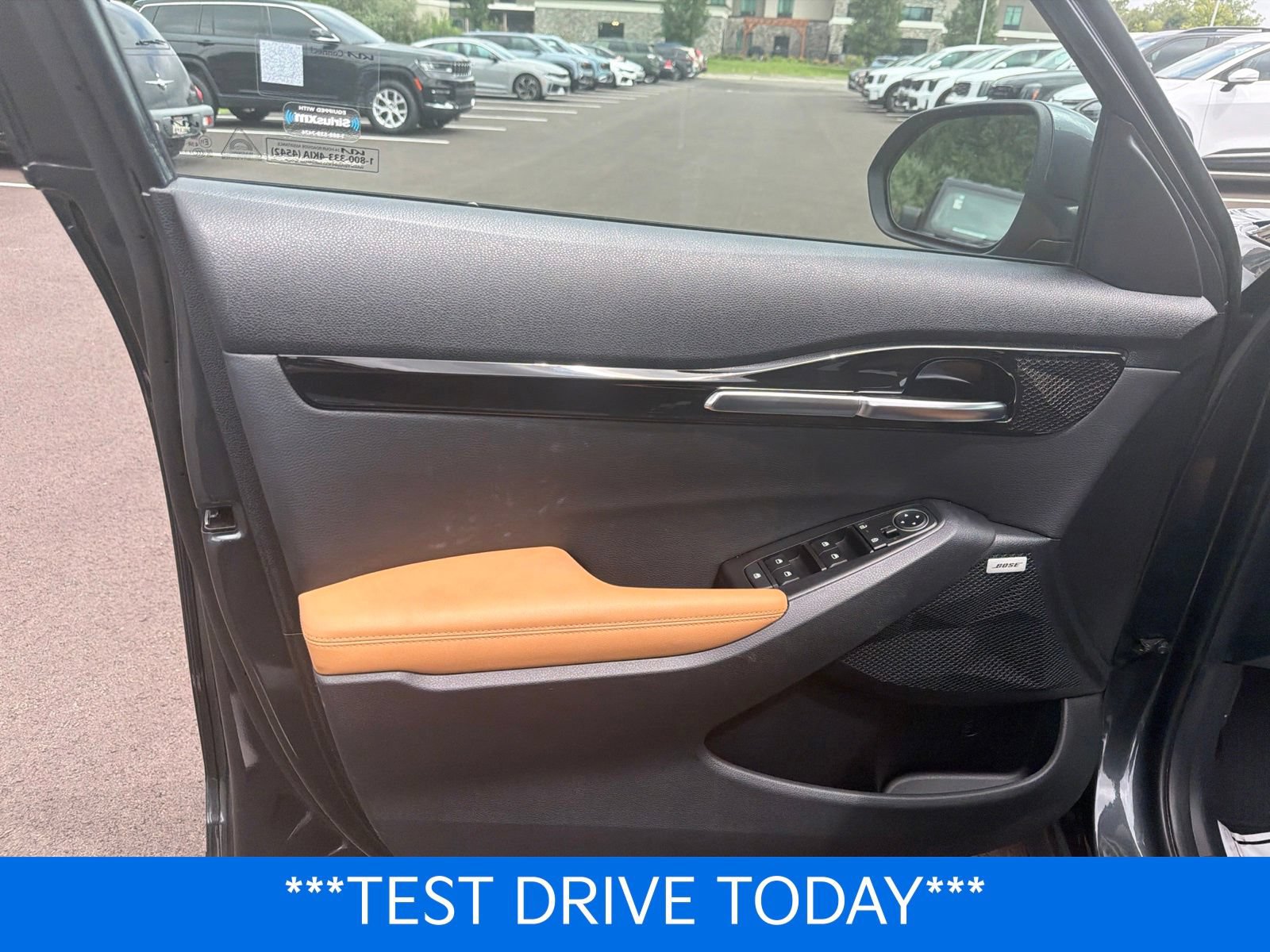 Certified 2024 Kia Seltos SX w/ SX Sunroof Package AWD/4WD image 12