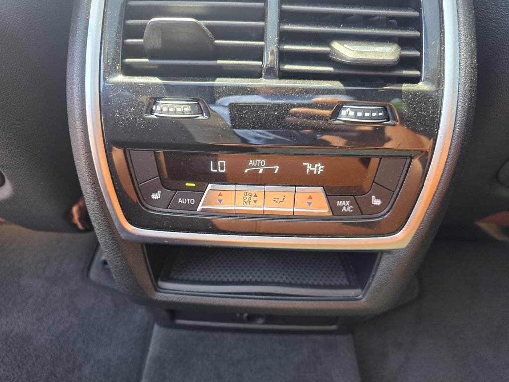 Used 2023 BMW X5 xDrive40i w/ Luxury Seating Package AWD/4WD image 31