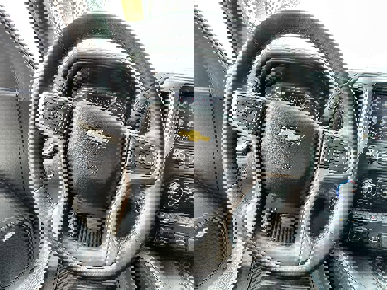 Used 2021 Chevrolet Silverado 1500 LTZ w/ Technology Package image 11