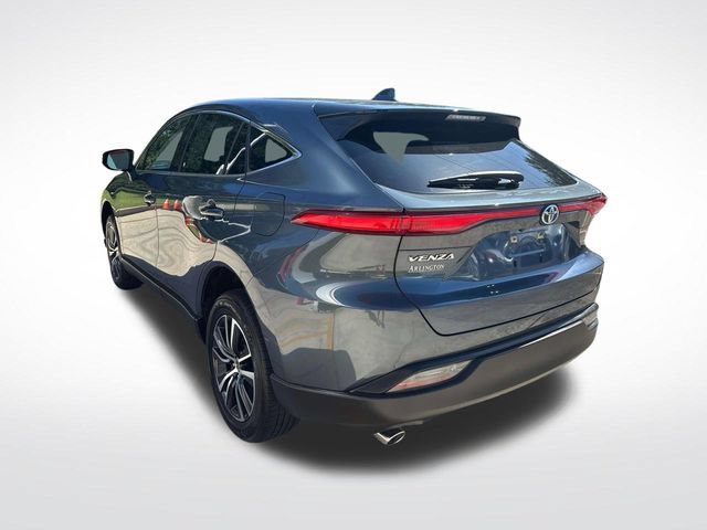 Used 2024 Toyota Venza LE AWD/4WD image 7
