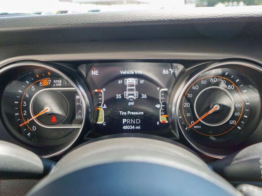 Used 2021 Jeep Wrangler Unlimited Sport image 18