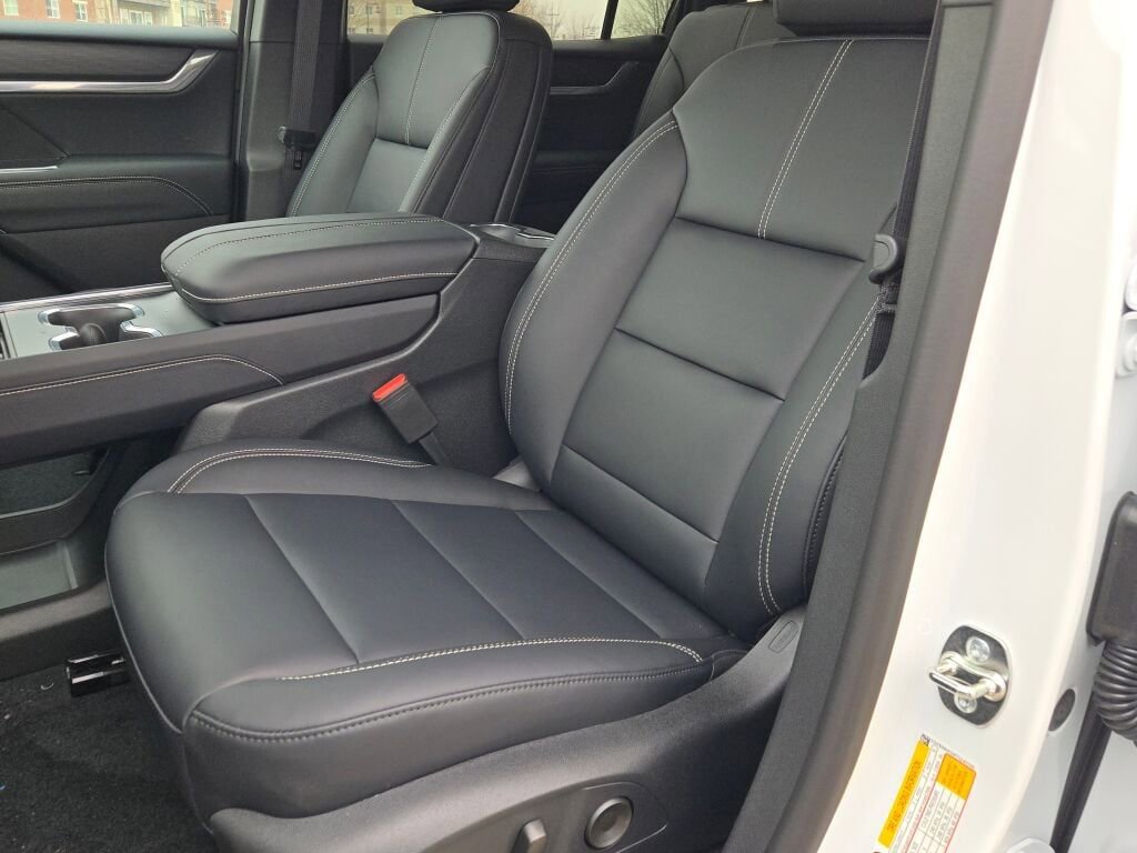 New 2026 GMC Acadia Elevation w/ Black Edition image 27