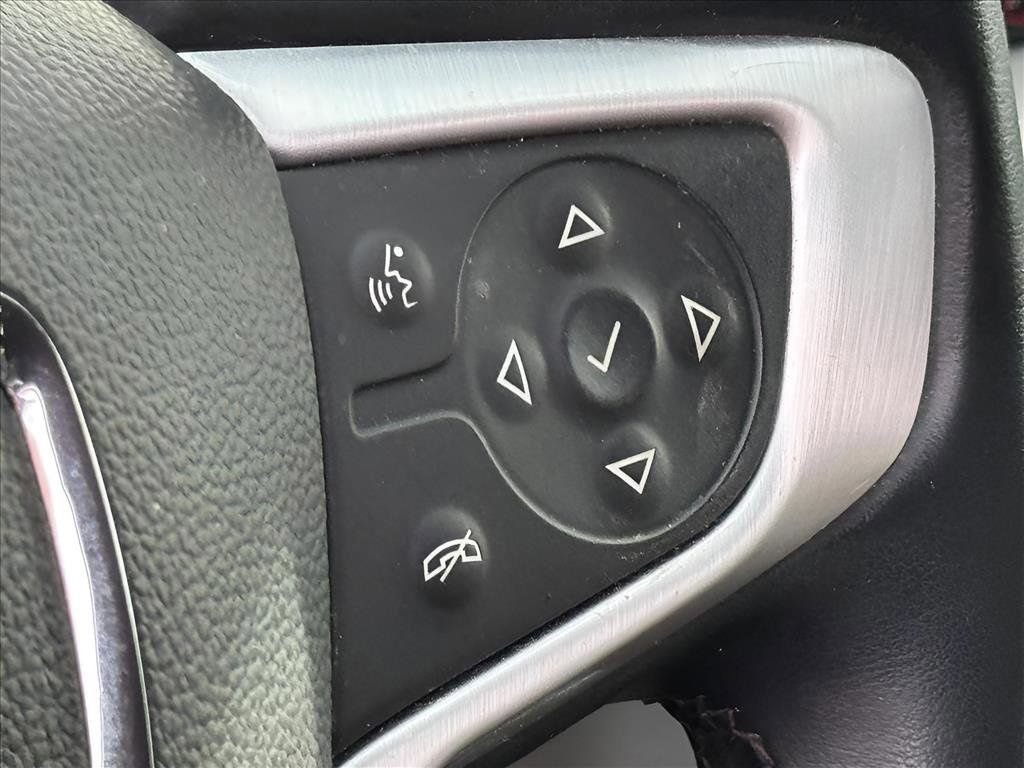 Used 2023 GMC Acadia SLT image 20