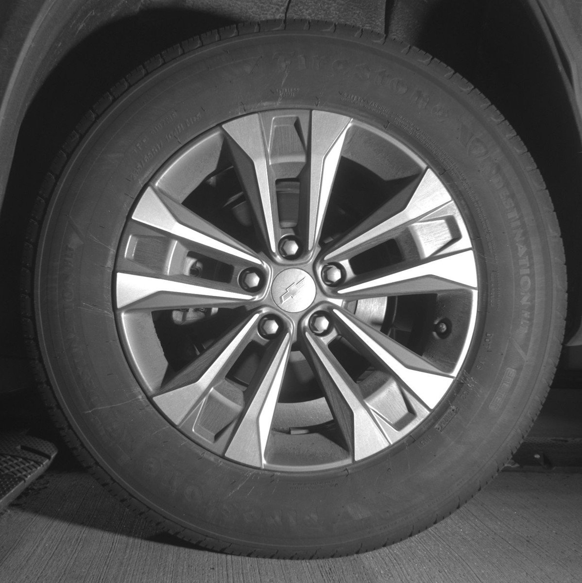 Used 2025 Chevrolet Equinox LT FWD image 14