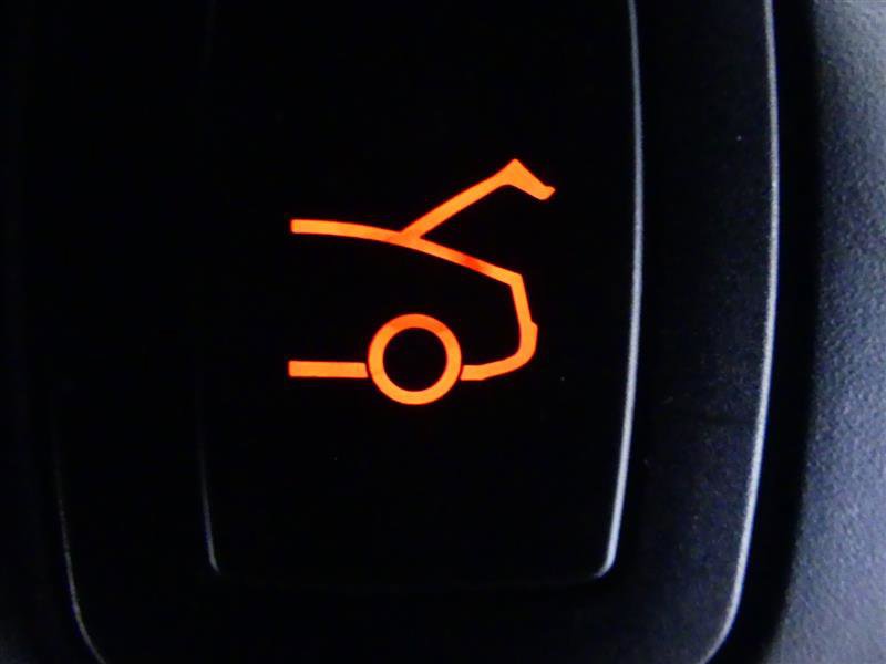 Used 2019 Tesla Model S Performance image 27