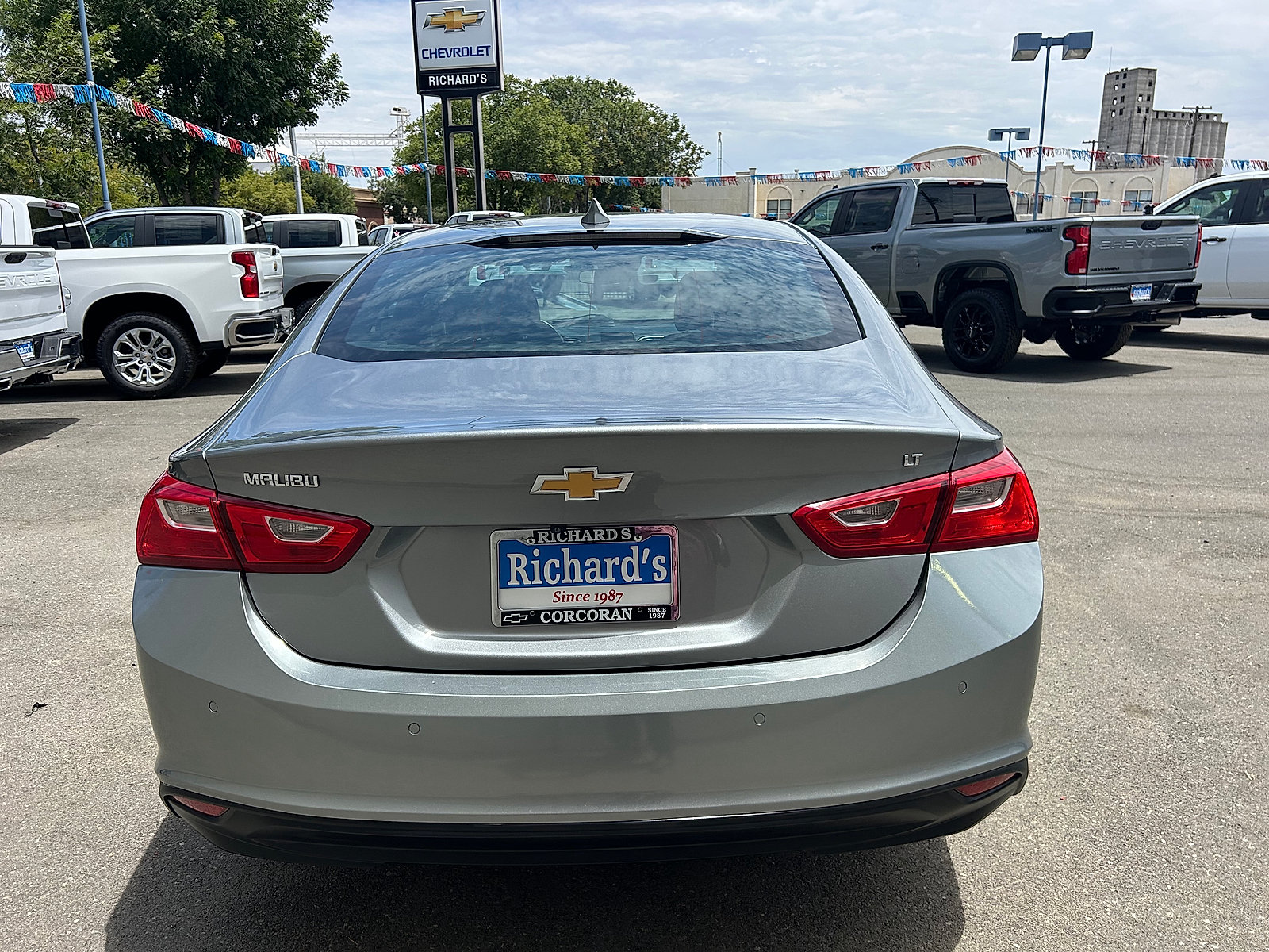 Used 2024 Chevrolet Malibu LT FWD image 4