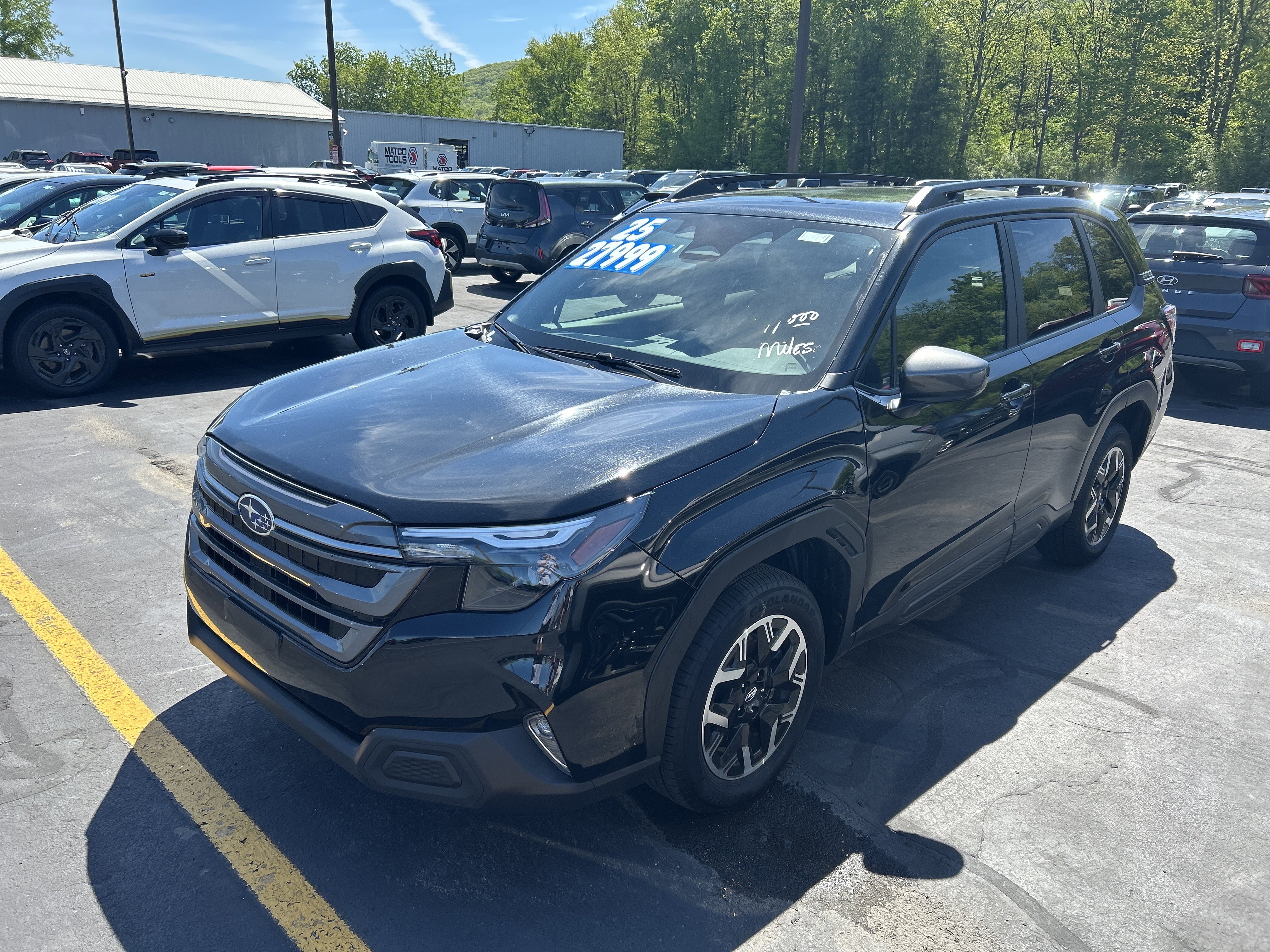 Used 2025 Subaru Forester Premium AWD/4WD image 3