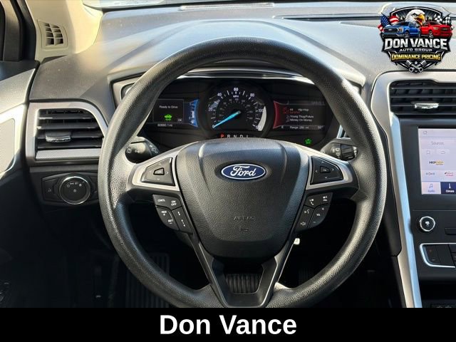 Used 2020 Ford Fusion SE image 14