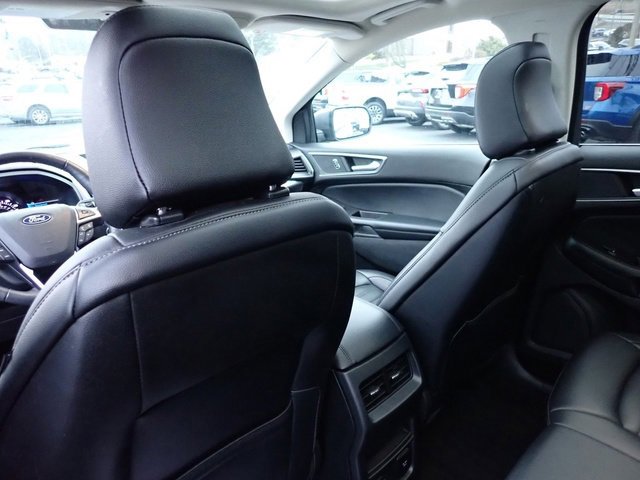 Used 2022 Ford Edge SEL w/ Convenience Package image 17