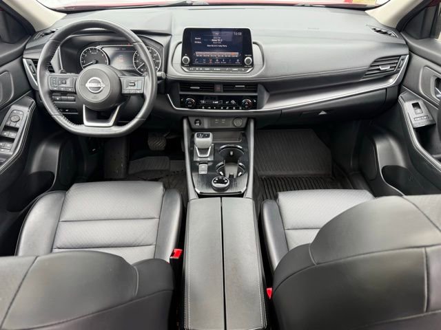 Used 2024 Nissan Rogue SV w/ SV Premium Package image 26