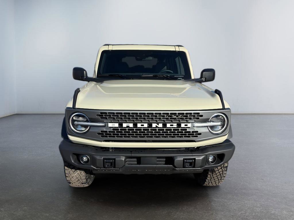 New 2025 Ford Bronco Badlands image 8