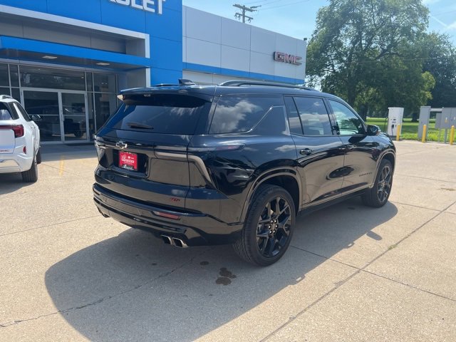 Certified 2024 Chevrolet Traverse RS w/ LPO, Floor Liner Package image 3