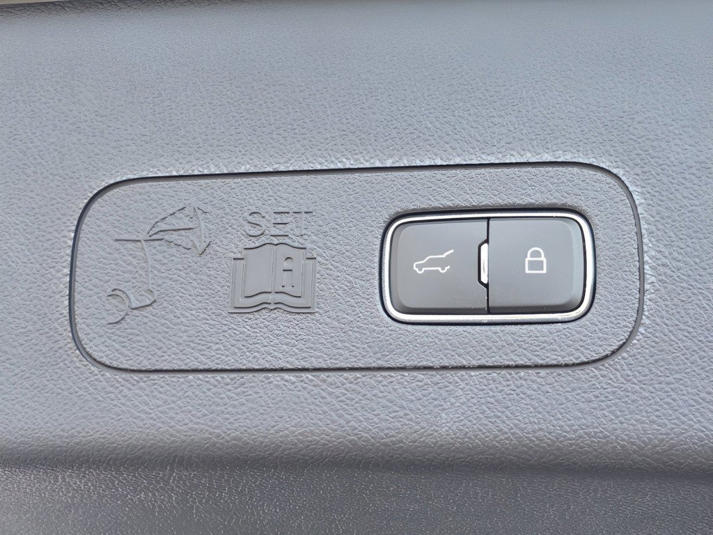 Used 2025 Lincoln Aviator Reserve w/ Equipment Group 201A image 25