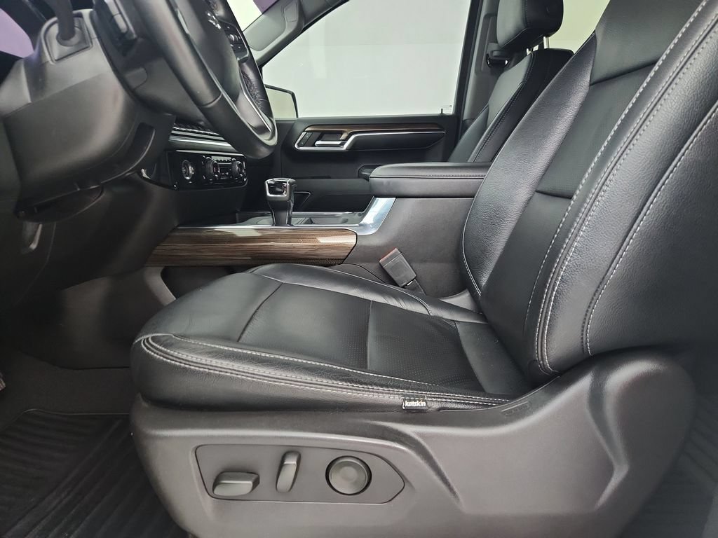 Used 2024 Chevrolet Silverado 1500 RST AWD/4WD image 21