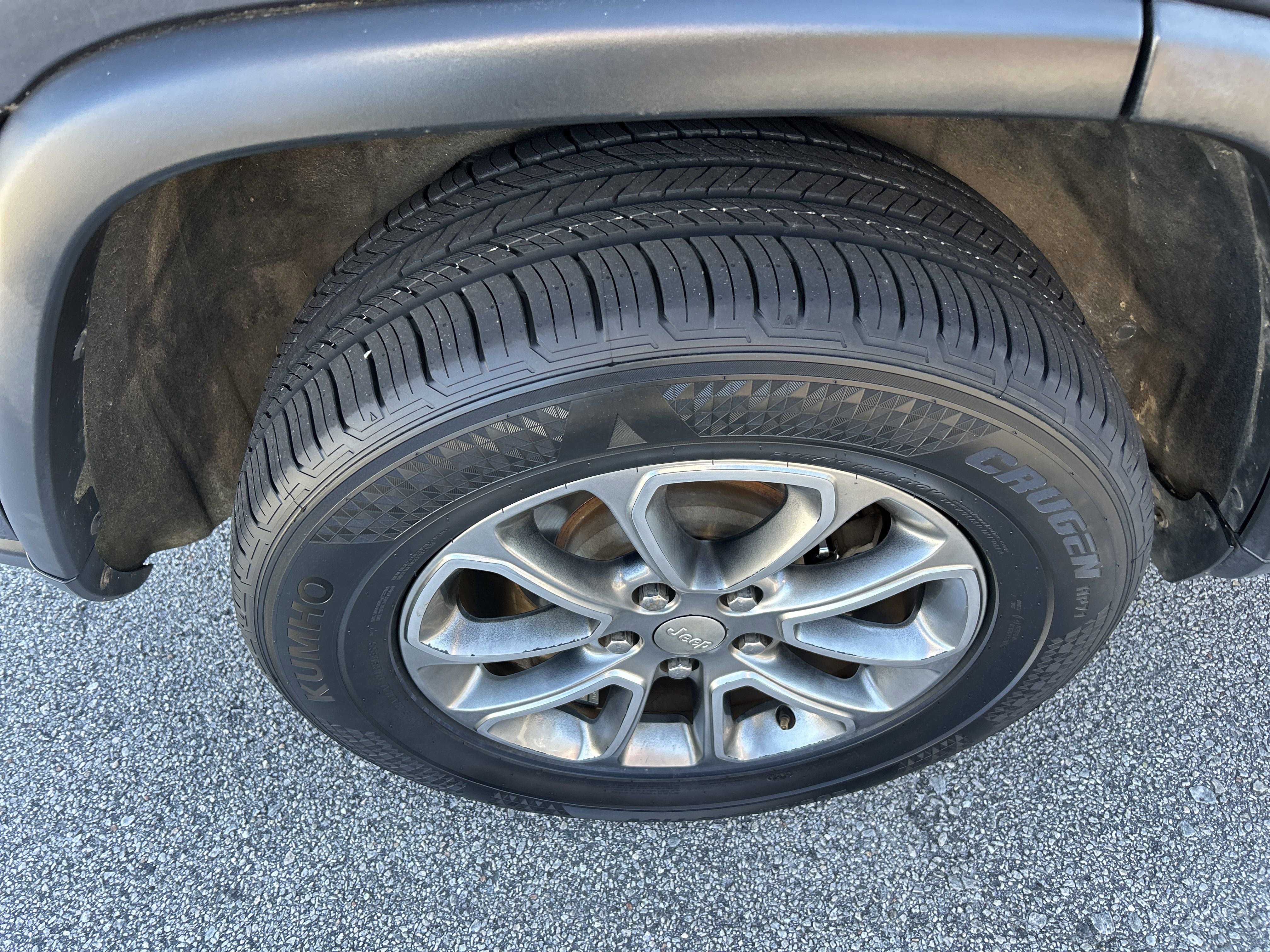 Used 2014 Jeep Grand Cherokee Limited AWD/4WD image 45