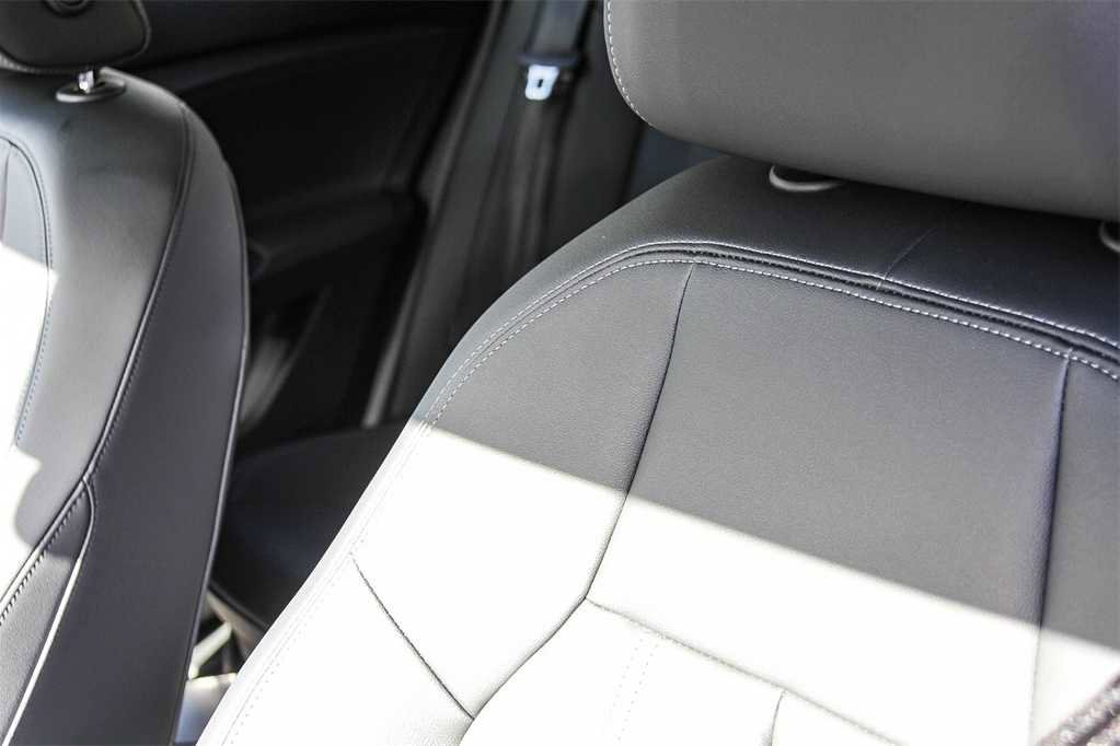 Used 2025 Audi Q6 e-tron Premium w/ Convenience Package image 25