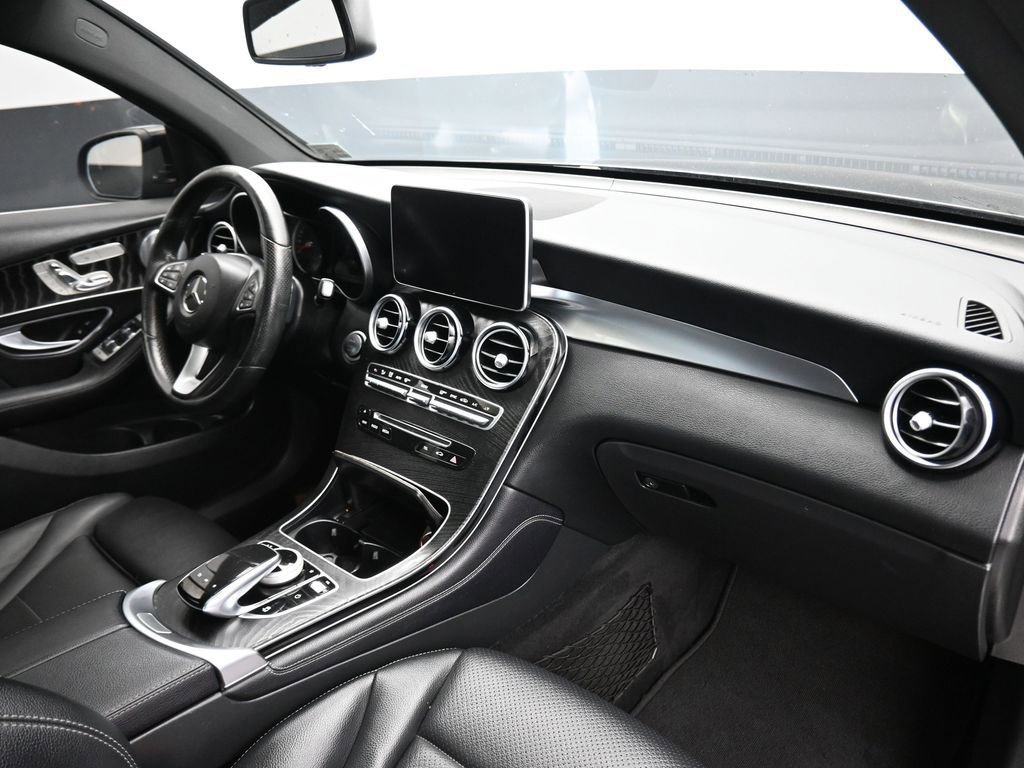 Used 2018 Mercedes-Benz GLC 300 4MATIC Coupe image 55