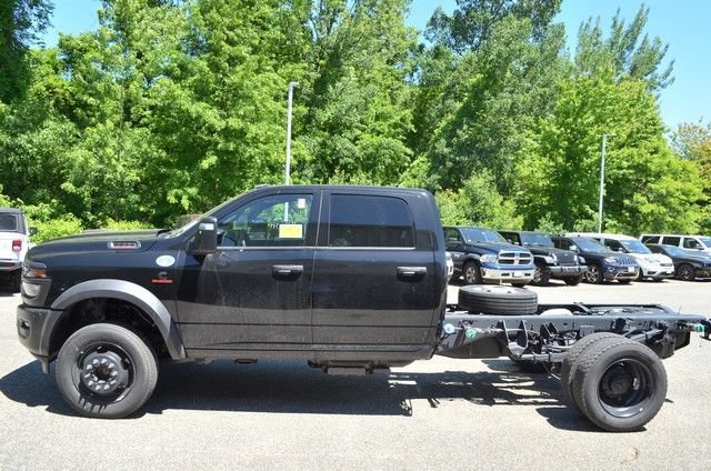 New 2026 RAM 5500 Tradesman AWD/4WD image 5